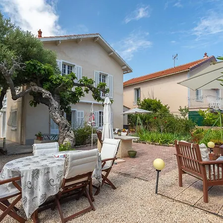 Clos Victor Spacieux 2 Pieces Apartment Toulon